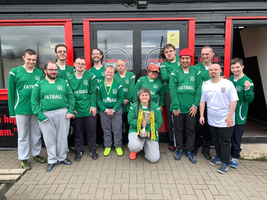 TEAM PHOTO SOCIAL EYES